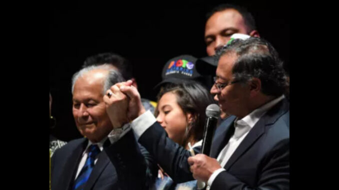 Gustavo Petro y su padre