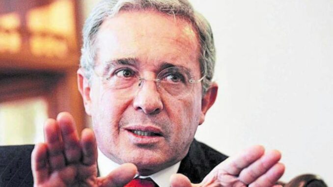 Expresidentre Álvaro Uribe