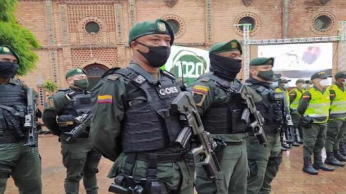 Más policiías y militares para Antioquía y Córdoba