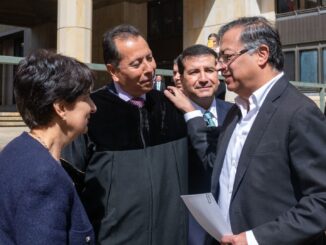 Magistrados con el Presidente Gustavo Petro