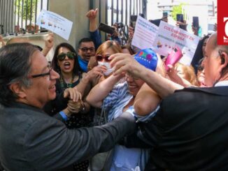 Presidente Gustavo Petro desde España aclara que su llamado a las calles "no implica violencia"
