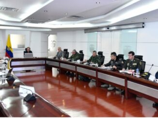 Reunión del Presidente Gustavbo Petro con la cúpula Militar