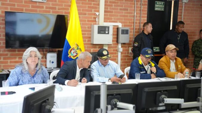 Presidente Gustavo Petro en Puesto de Mando Unificado en Quetame