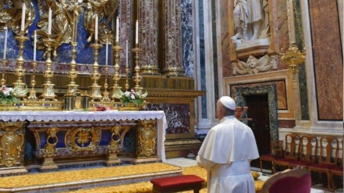 papa francisco en Santa MAria