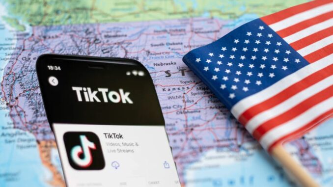 tik tok eeuu