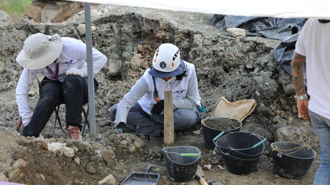 Sesión 1 Prospección Exhumación La Escombrera Medellín
