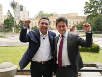 Mauricio Lizcano anunció que el economista y exdirector de la DIAN, Luis Carlos Reyes, será su fórmula vicepresidencial